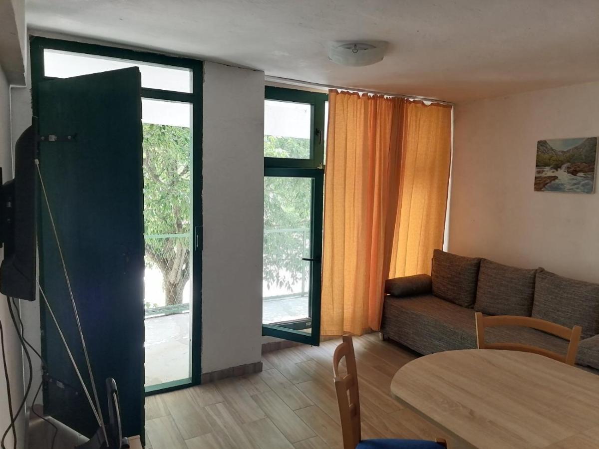 Apartman Milica Golubic  Exterior foto